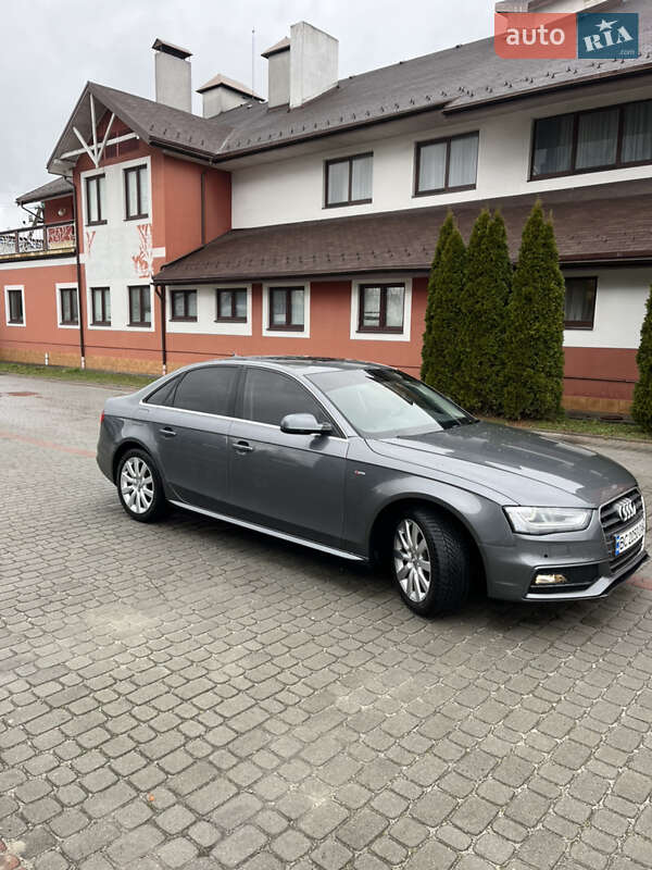 Седан Audi A4 2015 в Львове