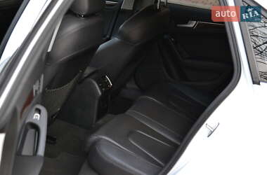 Седан Audi A4 2013 в 