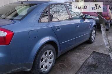 Седан Audi A4 2002 в Ровно