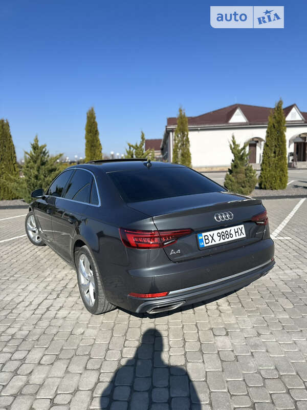 Седан Audi A4 2019 в Шепетовке