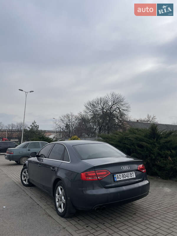 Седан Audi A4 2008 в Ужгороде