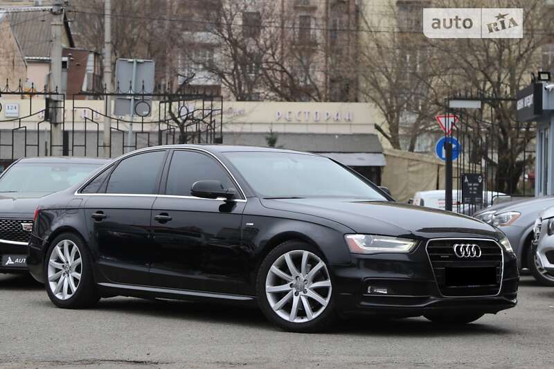Седан Audi A4 2014 в Киеве