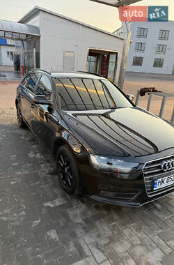 Универсал Audi A4 2013 в 