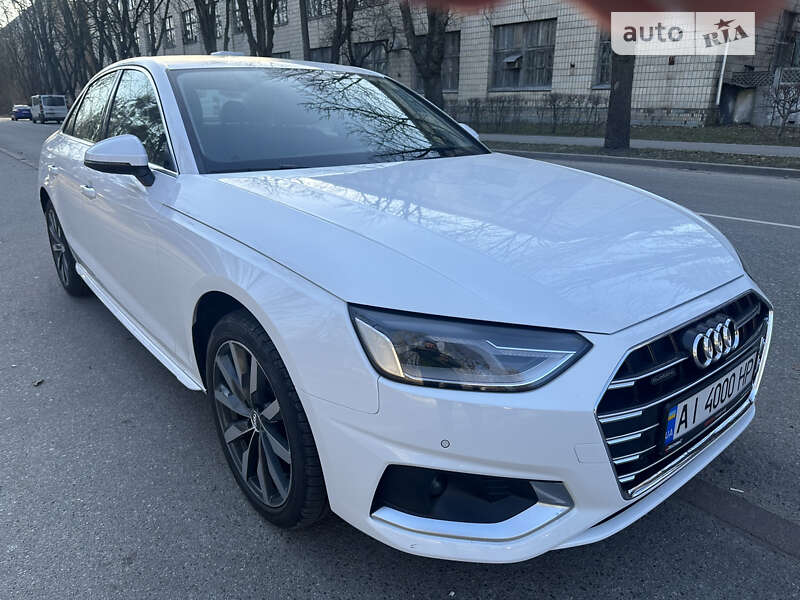 Седан Audi A4 2020 в Киеве