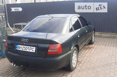 Седан Audi A4 1996 в Одессе