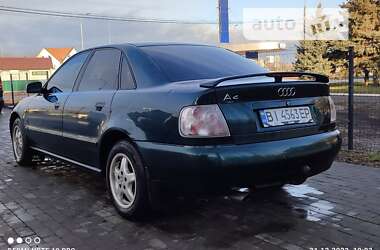 Седан Audi A4 1996 в Миргороде
