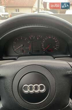 Седан Audi A4 1999 в Луцке