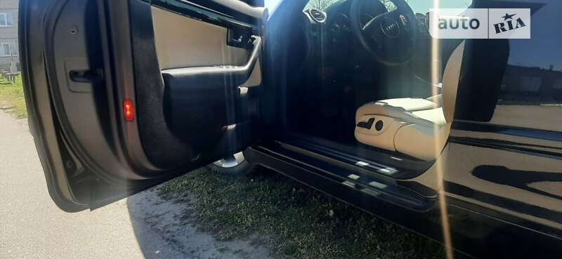 Кабріолет Audi A4 2003 в Запоріжжі