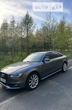 Седан Audi A4 2014 в Луцке