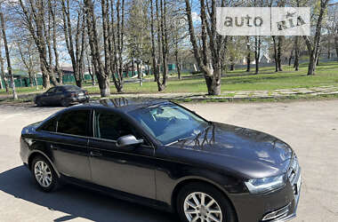 Седан Audi A4 2012 в Верхнеднепровске