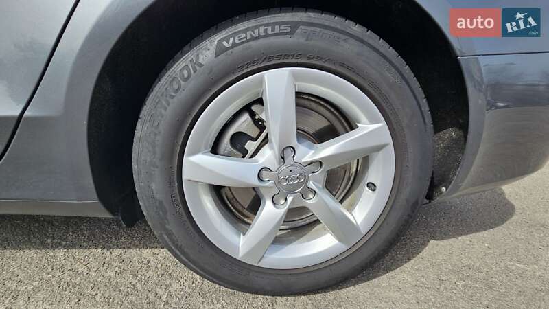 Универсал Audi A4 2014 в Харькове