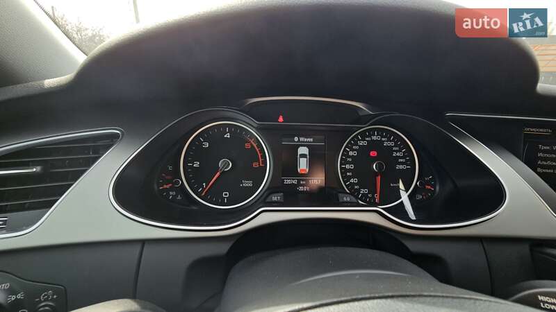 Универсал Audi A4 2014 в Харькове