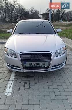 Седан Audi A4 2006 в Гайсине