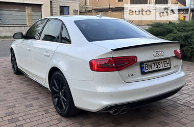 Седан Audi A4 2014 в 