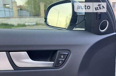 Седан Audi A4 2014 в 