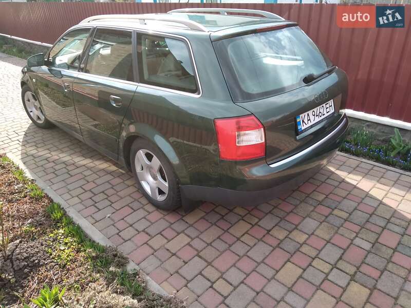 Универсал Audi A4 2002 в Киеве