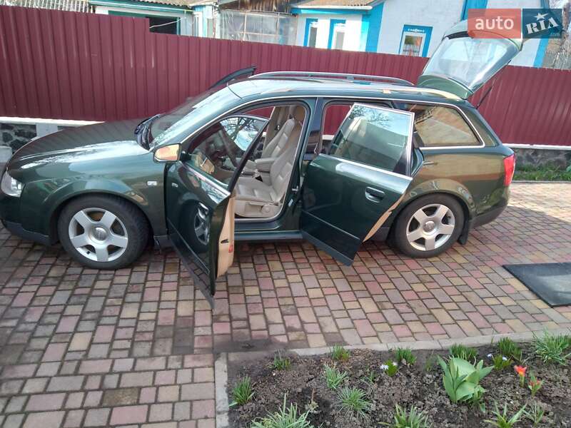 Универсал Audi A4 2002 в Киеве