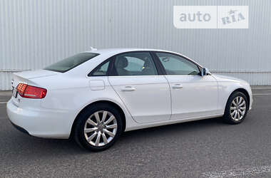 Седан Audi A4 2011 в Луцьку