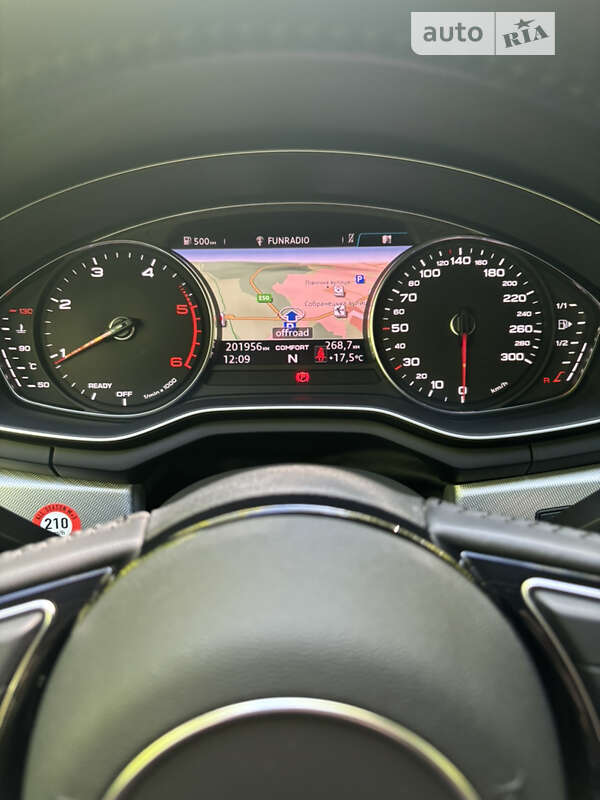 Универсал Audi A4 2019 в Ужгороде