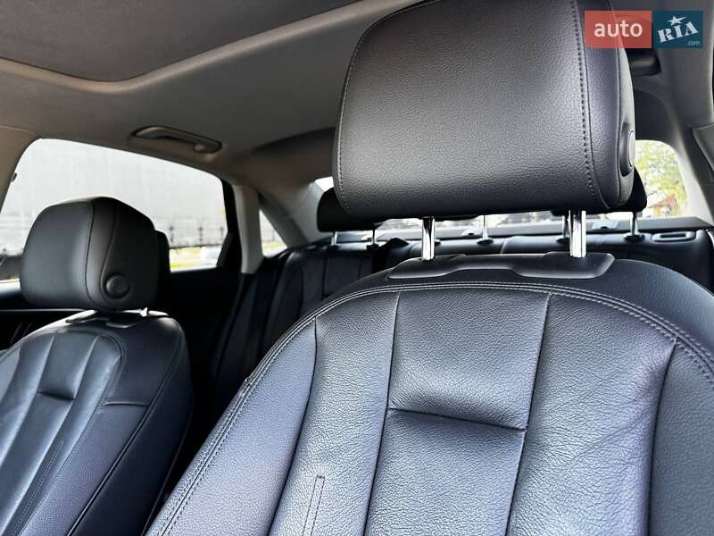 Седан Audi A4 2016 в Ивано-Франковске