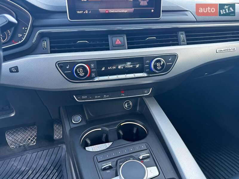 Седан Audi A4 2016 в Ивано-Франковске