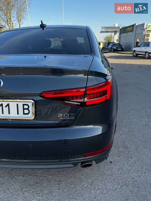Седан Audi A4 2016 в Ивано-Франковске