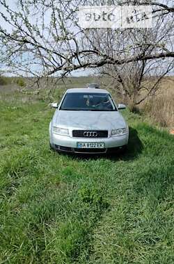 Седан Audi A4 2002 в Новому Бузі