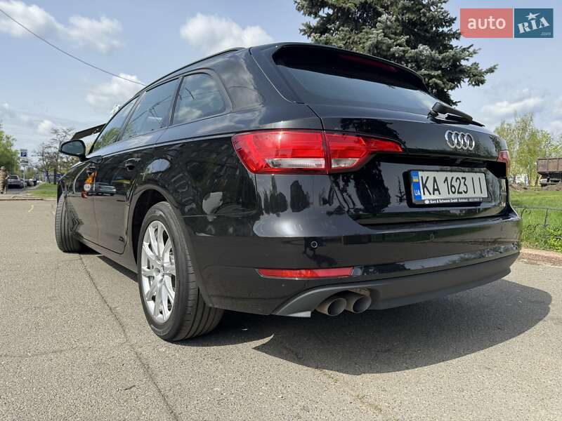 Универсал Audi A4 2018 в Киеве