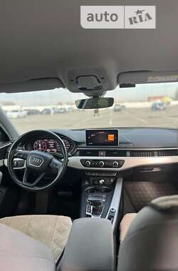 Седан Audi A4 2016 в Дніпрі