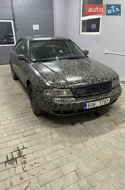Седан Audi A4 1996 в 