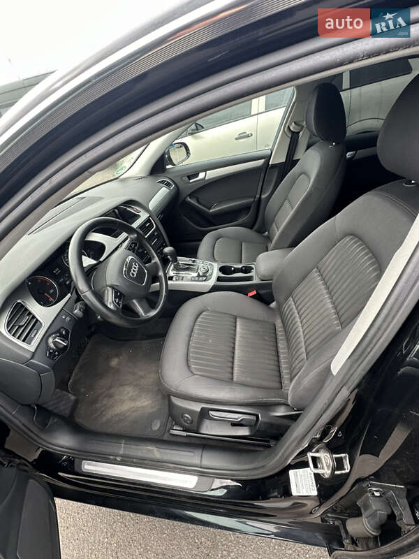 Універсал Audi A4 2010 в Дніпрі