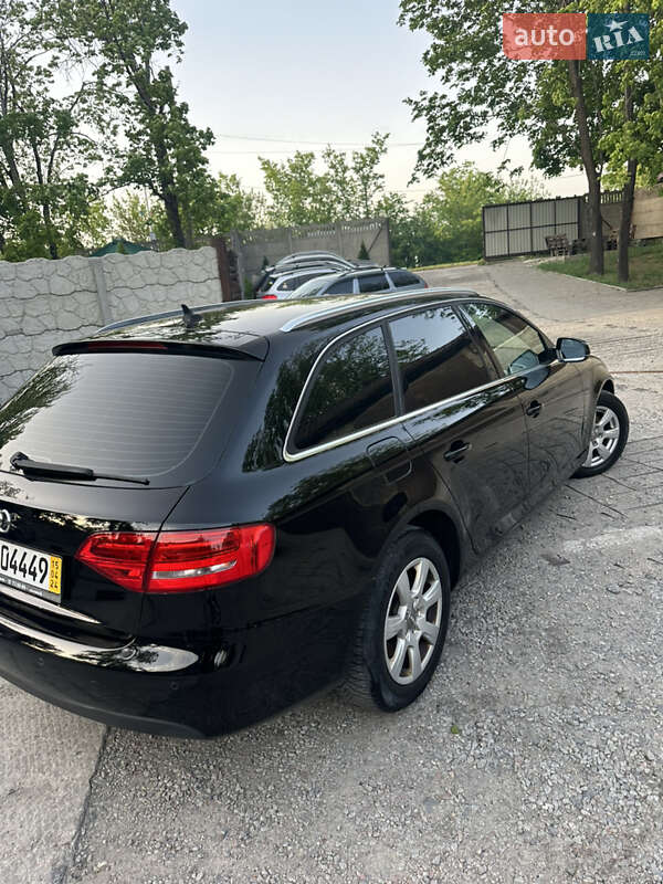 Універсал Audi A4 2010 в Дніпрі