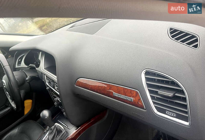 Седан Audi A4 2011 в Хмельницькому