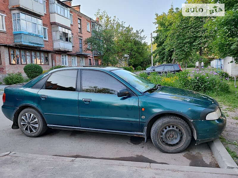 Седан Audi A4 1995 в Харкові