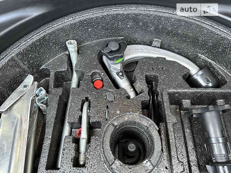 Универсал Audi A4 2006 в Полтаве