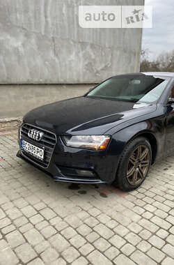 Седан Audi A4 2013 в Львові