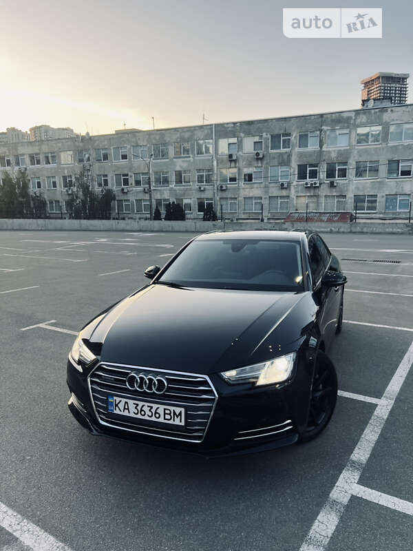 Седан Audi A4 2016 в Киеве