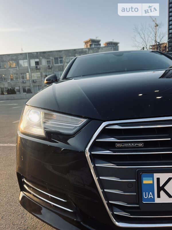 Седан Audi A4 2016 в Киеве