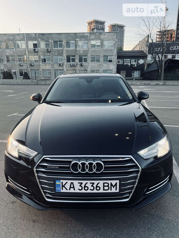Седан Audi A4 2016 в Киеве