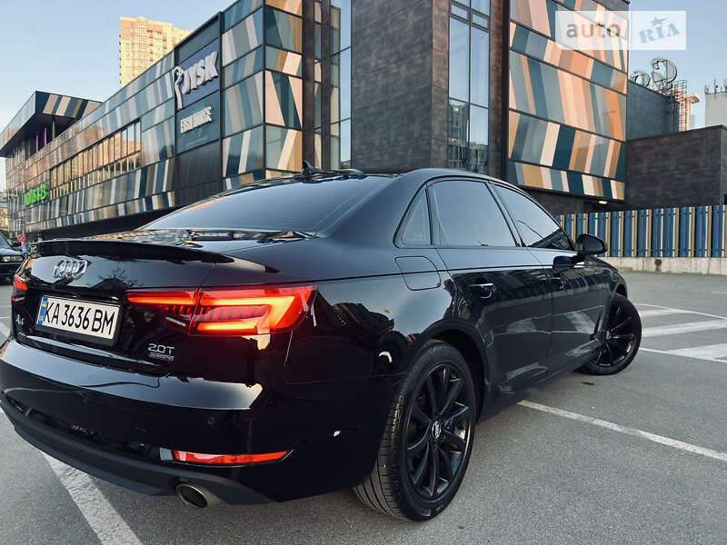 Седан Audi A4 2016 в Киеве