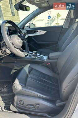Седан Audi A4 2018 в 