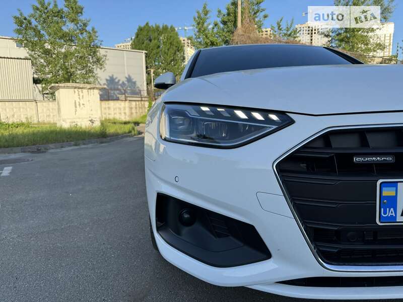 Седан Audi A4 2021 в Києві