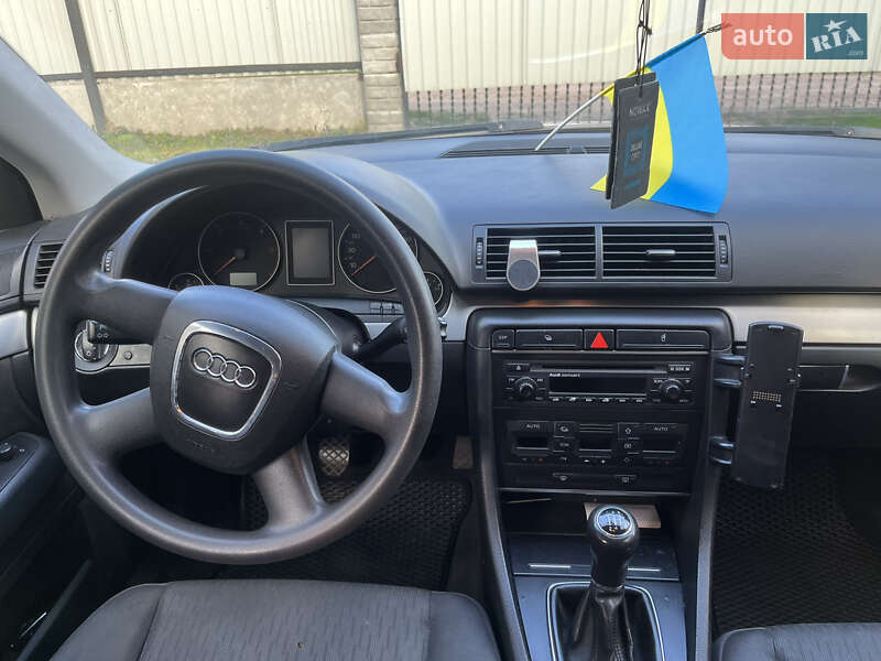 Універсал Audi A4 2005 в Нововолинську