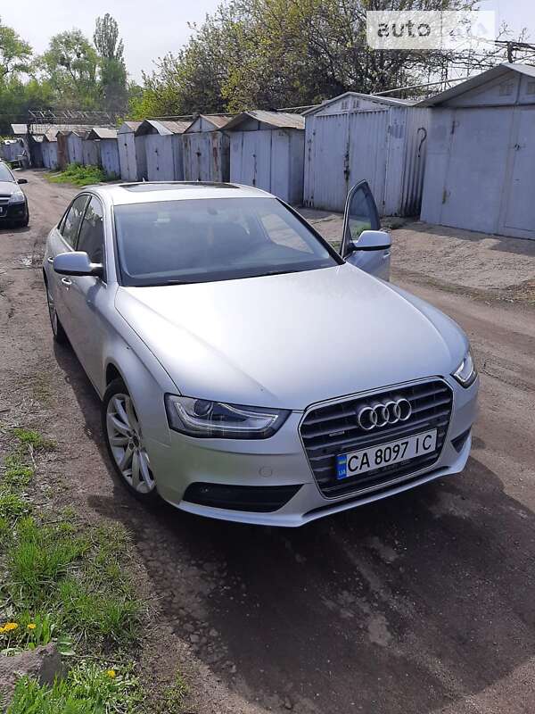 Audi A4 2012