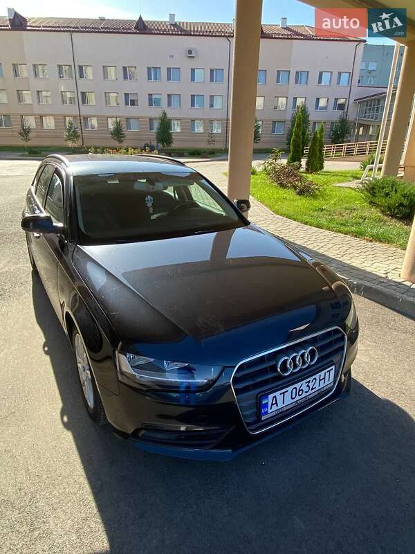 Универсал Audi A4 2013 в Демидовке