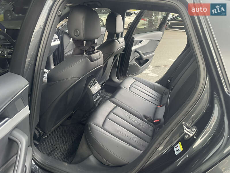 Универсал Audi A4 2018 в Киеве
