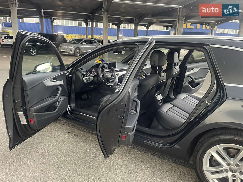 Универсал Audi A4 2018 в Киеве