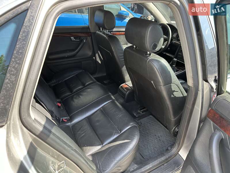 Седан Audi A4 2005 в Львове