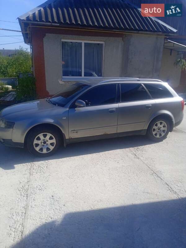 Универсал Audi A4 2002 в Хусте