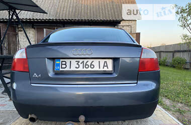 Седан Audi A4 2001 в Диканьке